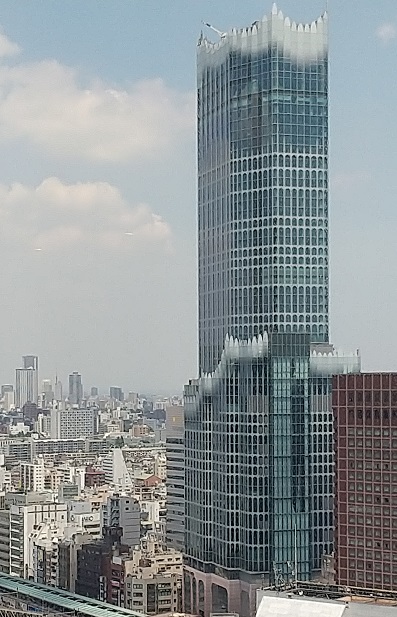 歌舞伎町タワー全体